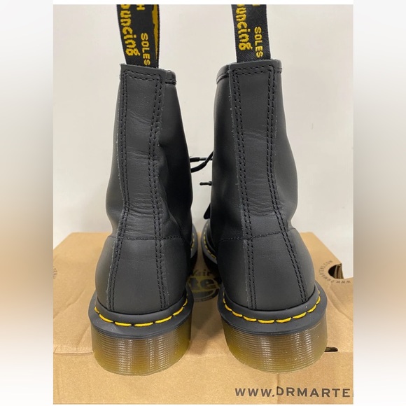 Dr Martens boots - Picture 8 of 8